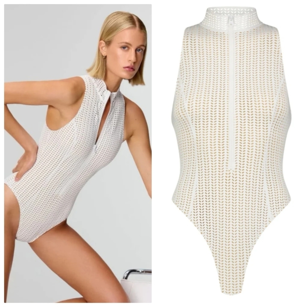 New GIGI C Iman Laser Cut Zip Front White One Piece Surf Suit Swimsuit Small NWT